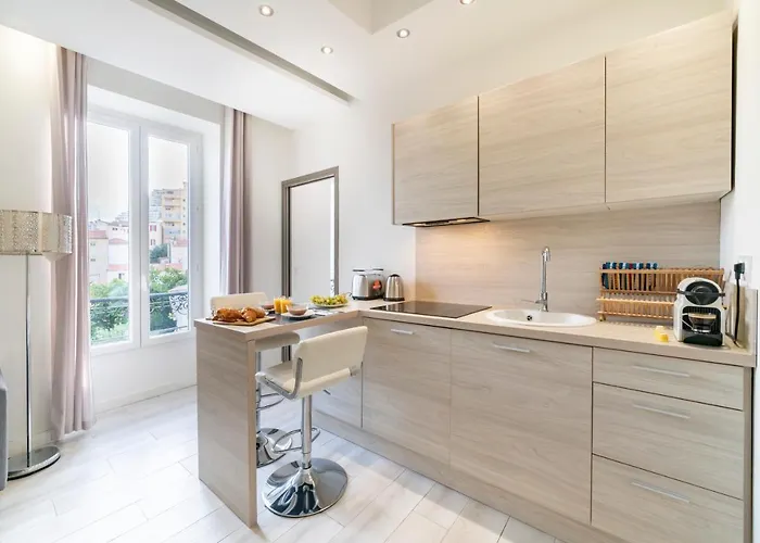 Portes De Monaco, 2 Pieces Renove - Aa Apartament